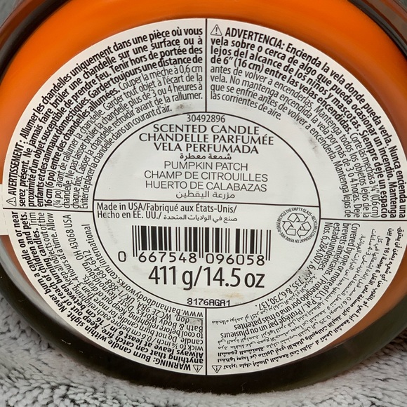 Pumpkin Patch 3-wick candle from Bath & Body Works (2018) BBW - Picture 3 of 3